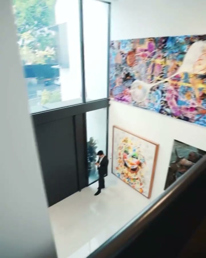 The gallery landing